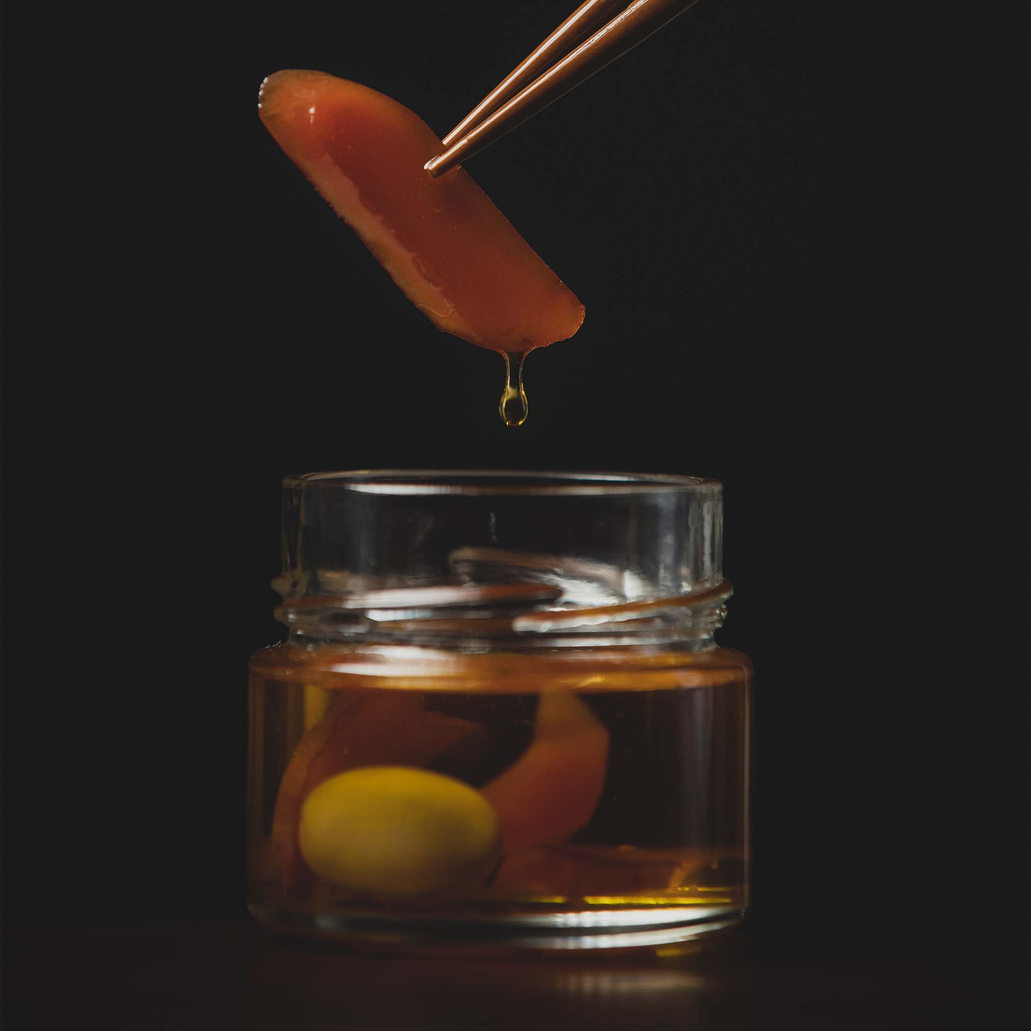 からすみオリーブオイル漬けイメージ