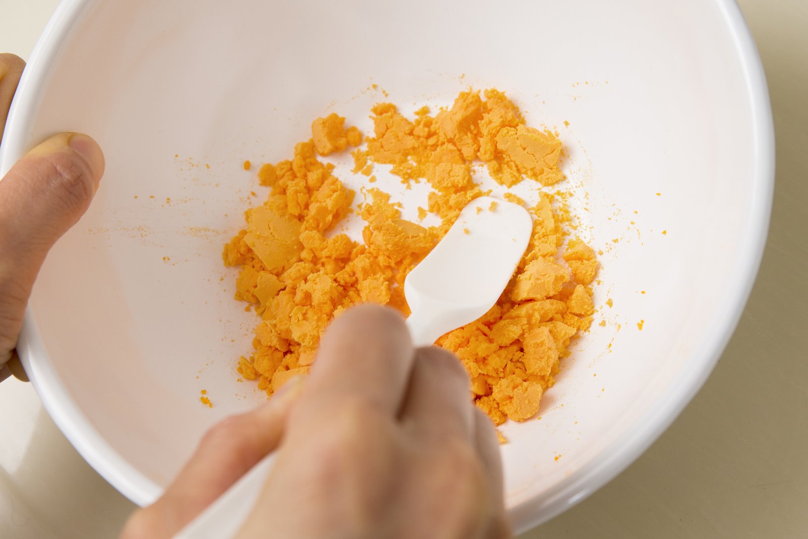 生からすみの黄身和えの作り方 手順4